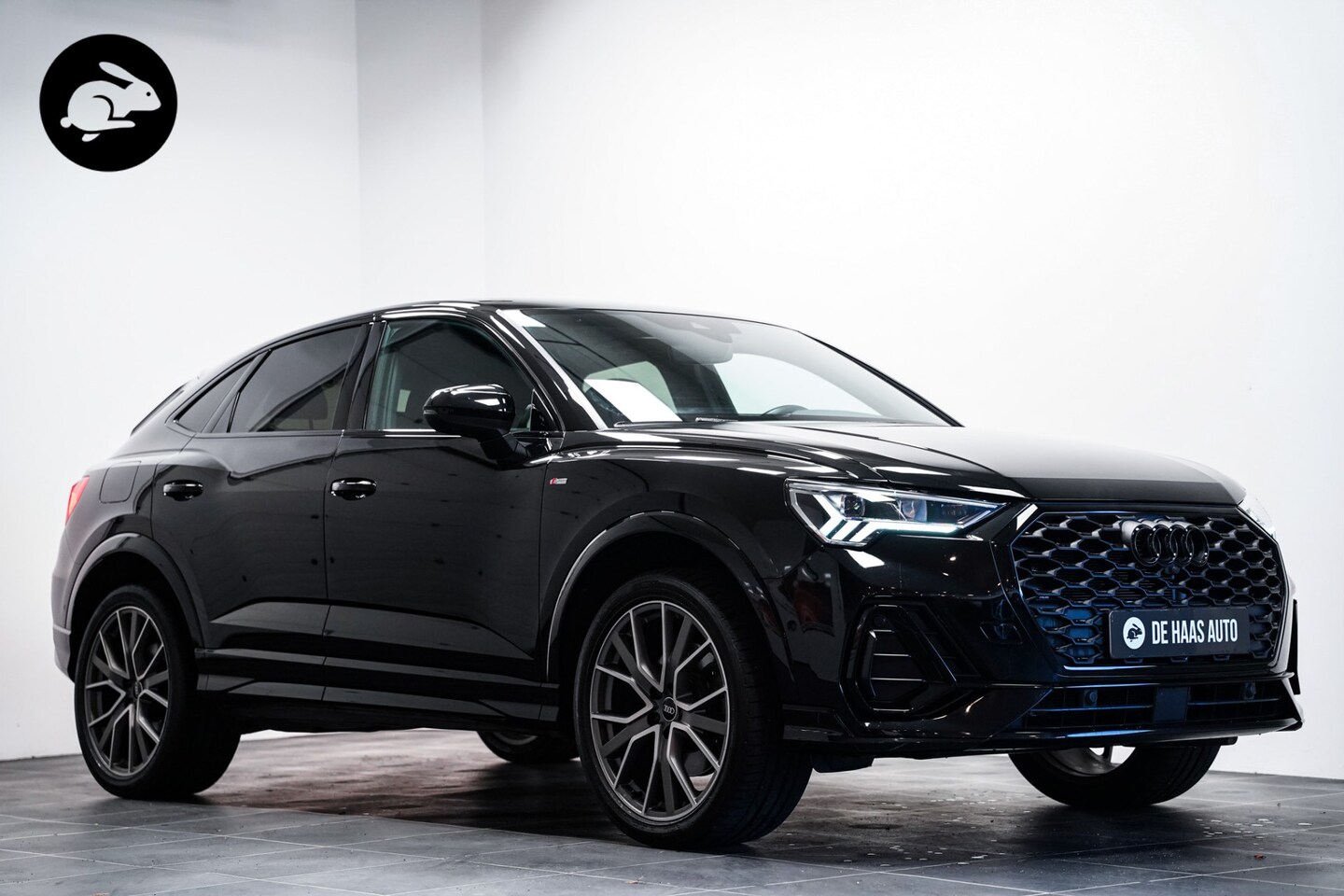 Audi Q3 Sportback - 45 TFSI e S-Line|20 inch|Zwart opt|360* cam|Alcantara - AutoWereld.nl