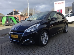 Peugeot 208 - 1.2 PureTech Signature