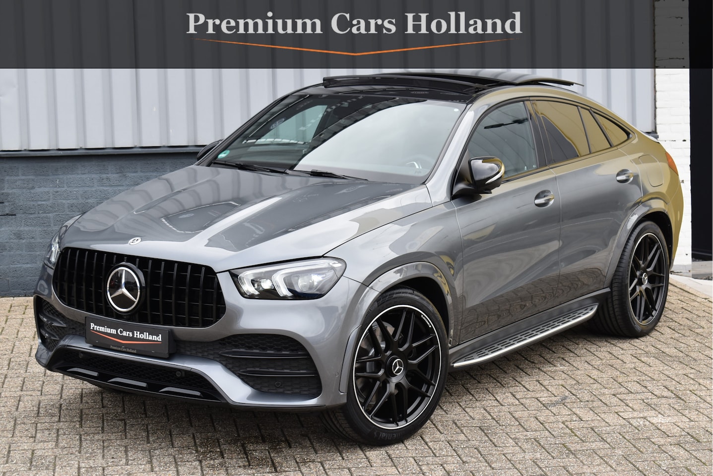 Mercedes-Benz GLE-Klasse Coupé - 350 e 4MATIC AMG Pano Carbon Luchtvering Leder 360 Camera Multibeam Navi Burmester 63 AMG - AutoWereld.nl