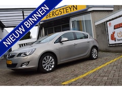 Opel Astra - 1.6 16VCosmo, xenon, navi, trekh