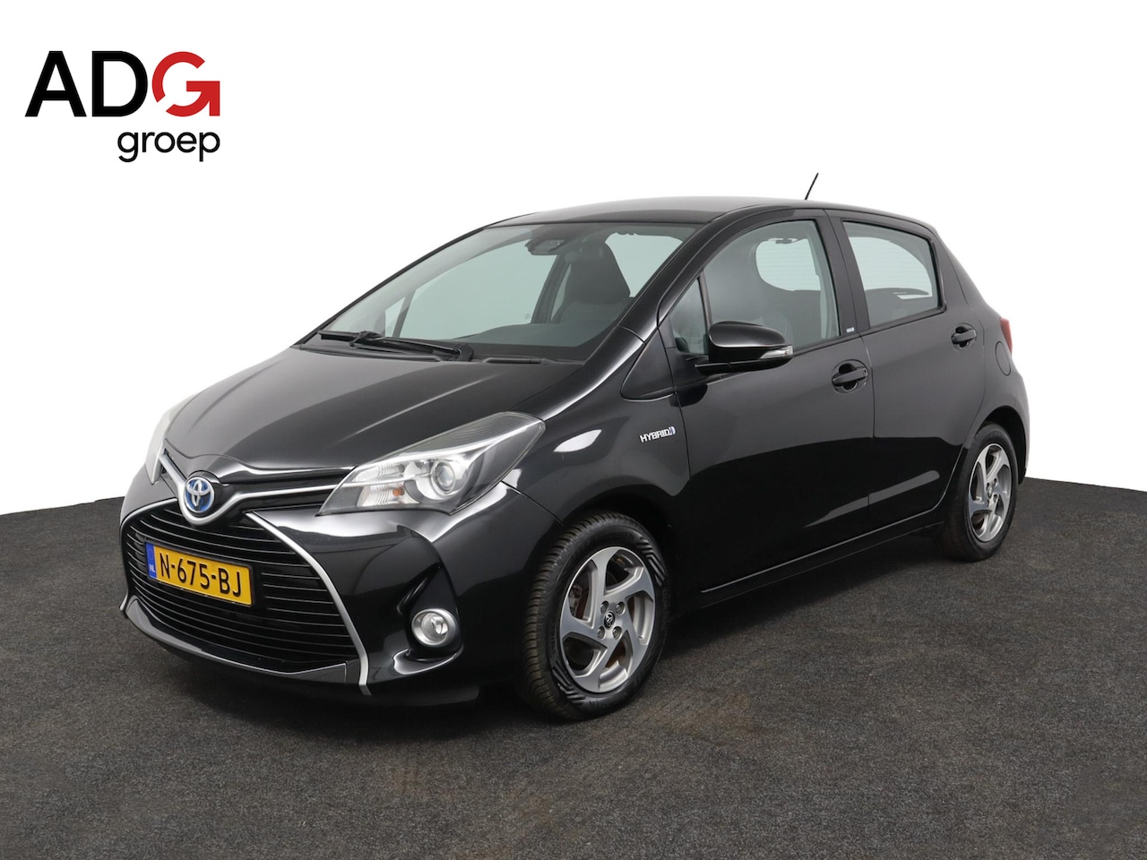 Toyota Yaris - 1.5 Hybrid Trend | Airco | Achteruitrijcamera | Lichtmetalen velgen | Bluetooth | - AutoWereld.nl