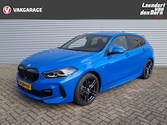 BMW 1-serie - 118i Business Edition AUTOMAAT | M Sport | M stuur leer | Navigatie | Camera | Stoel en St