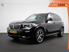 BMW X5 - xDrive45e 394pk High Executive M-Sport PHEV 6 cilinder Panoramisch schuif-kantel dak Harma
