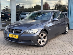 BMW 3-serie - 318i Executive Airco Lmv Cruise Pdc v+a