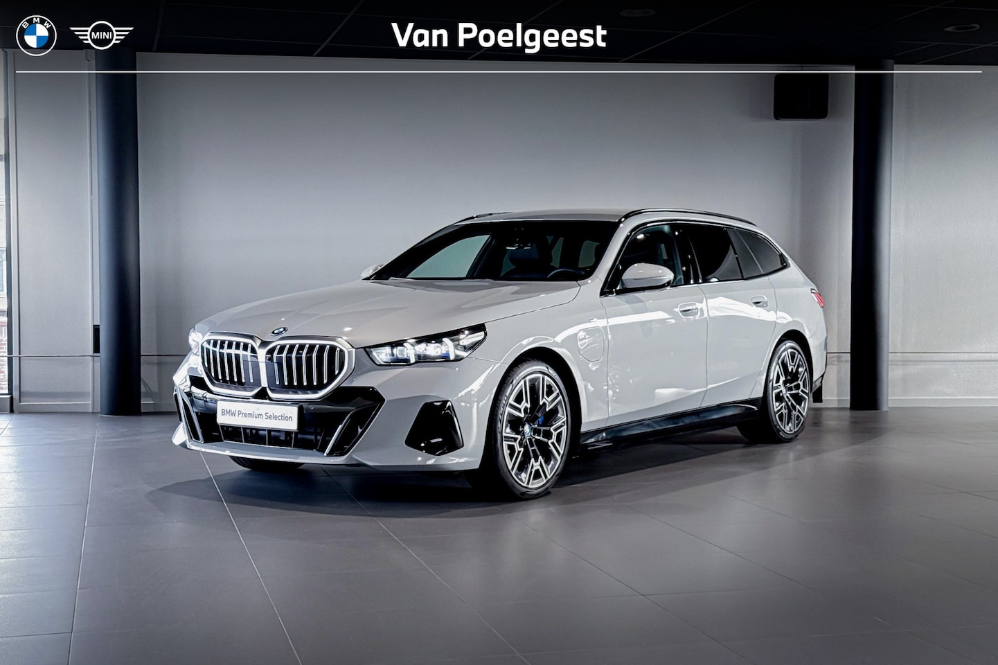 BMW 5-serie Touring - 530e M Sport Edition | Harman Kardon | Stoelverwarming | Head-up Display | - AutoWereld.nl