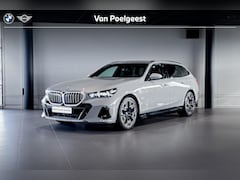 BMW 5-serie Touring - 530e M Sport Edition | Harman Kardon | Stoelverwarming | Head-up Display |