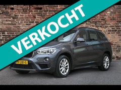 BMW X1 - SDrive18i Executive |Navigatie| Trekhaak | Achteruitrijcamera