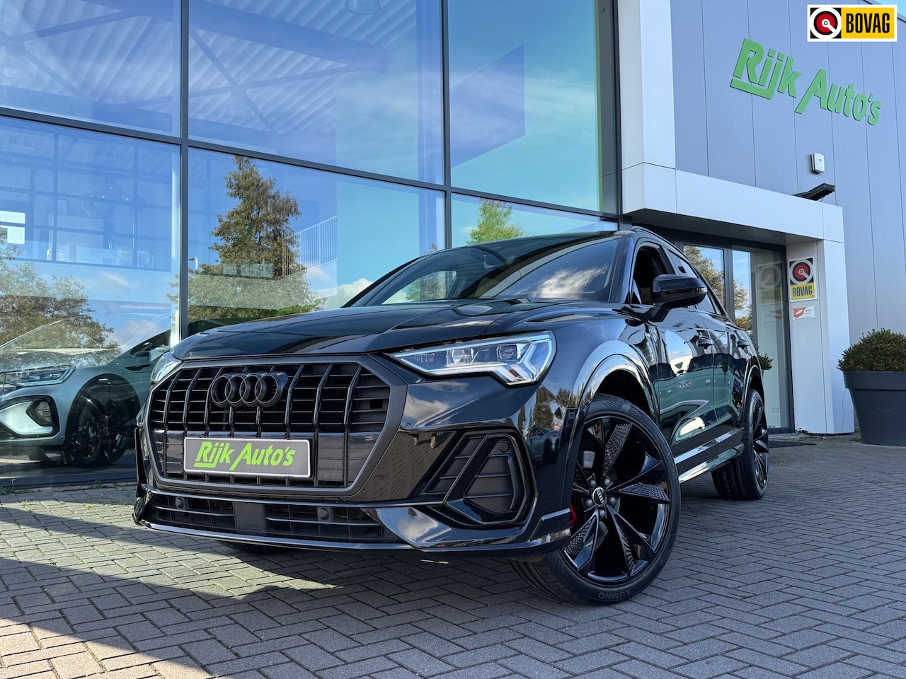 Audi Q3 - 35 TFSI 3x S Line * Matrix Led * Keyless * Stoelverwarming - AutoWereld.nl