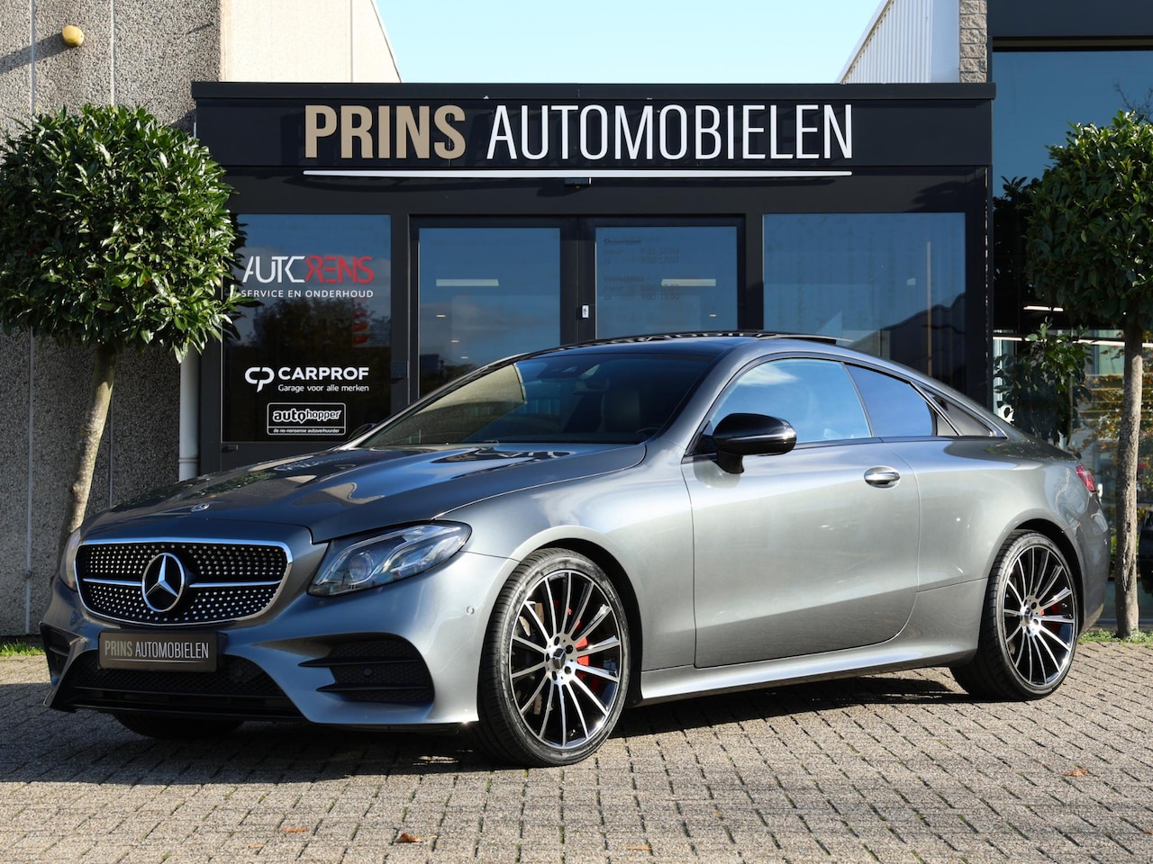 Mercedes-Benz E-klasse Coupé - 200 AMG|Pano|Sfeer|Keyless|Night Pakket - AutoWereld.nl