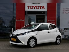 Toyota Aygo - 1.0 VVT-i x-fun 5-deurs 69pk | Airco | Eerste eigenaar | Dealer-onderhouden |