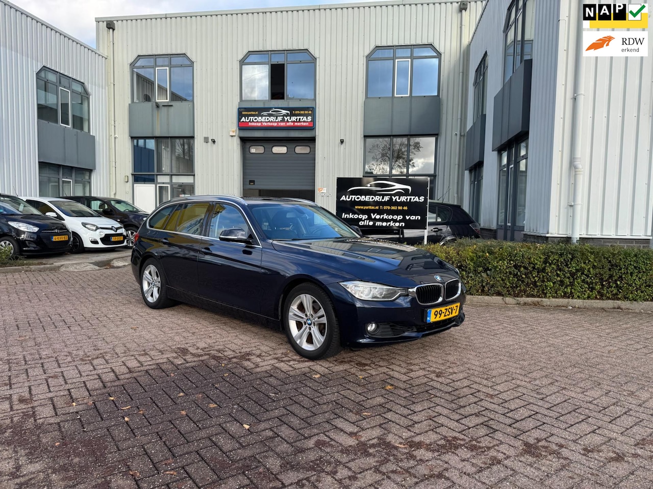 BMW 3-serie Touring - 320i High Executive AUTOMAAT!! - AutoWereld.nl