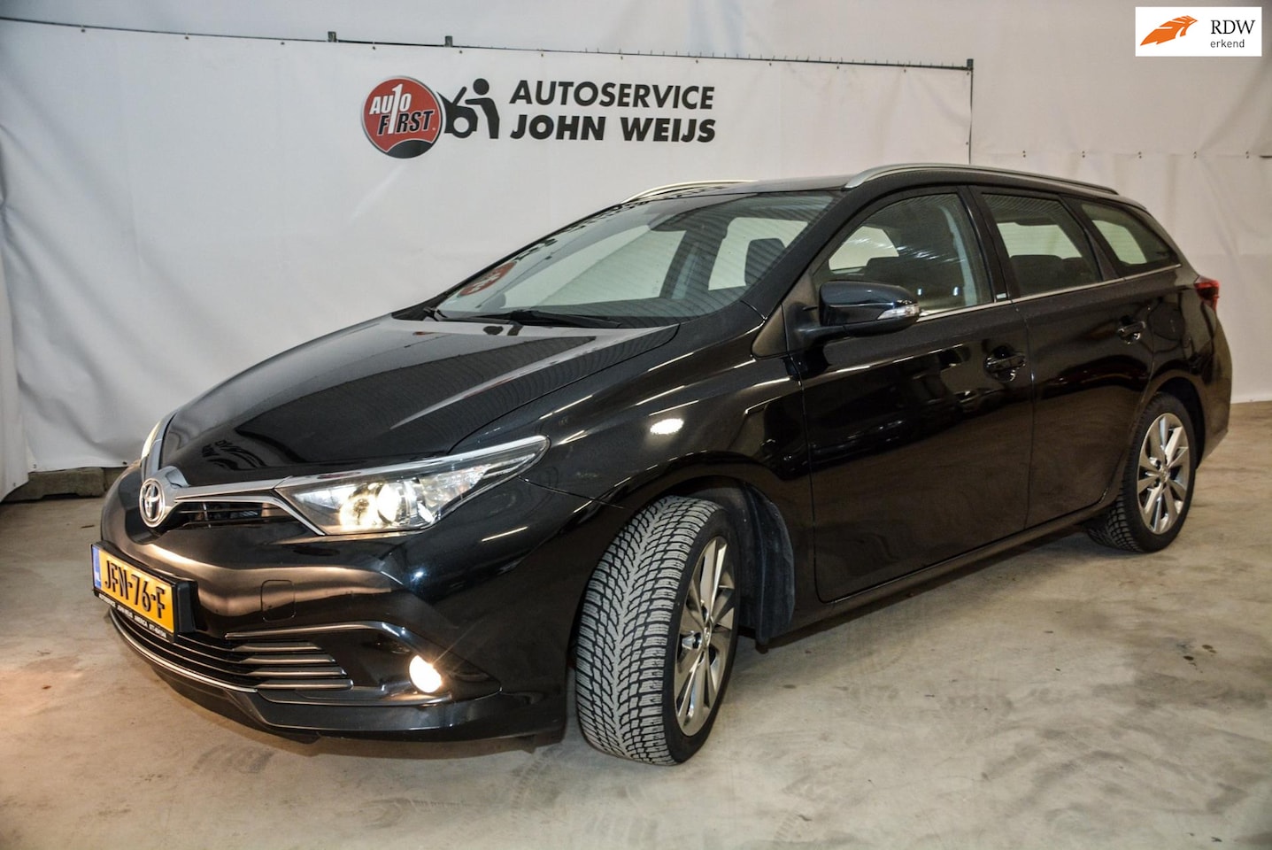 Toyota Auris Touring Sports - 1.2T achteruitrijcamera, climatronic - AutoWereld.nl