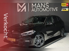 BMW 1-serie - 118i / LIVE COCKPIT / LED / PDC V+A / CARPLAY / SFEERVERLICHTING