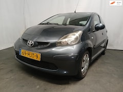Toyota Aygo - 1.0-12V