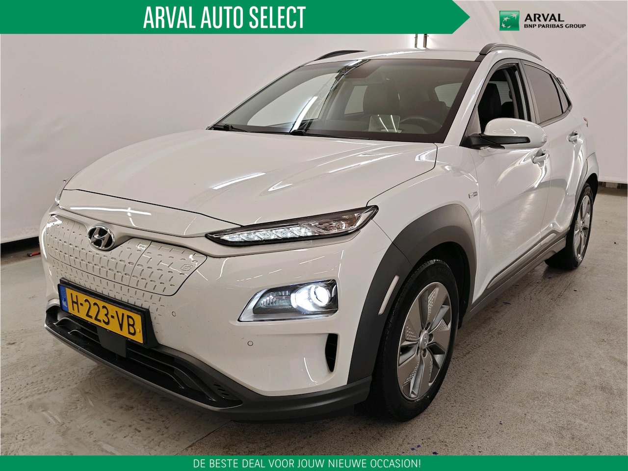 Hyundai Kona Electric - 64 kWh 204pk EV Premium | SOH 100% | Leder | Navi | CarPlay | Stuur- & Stoelverwarming | L - AutoWereld.nl