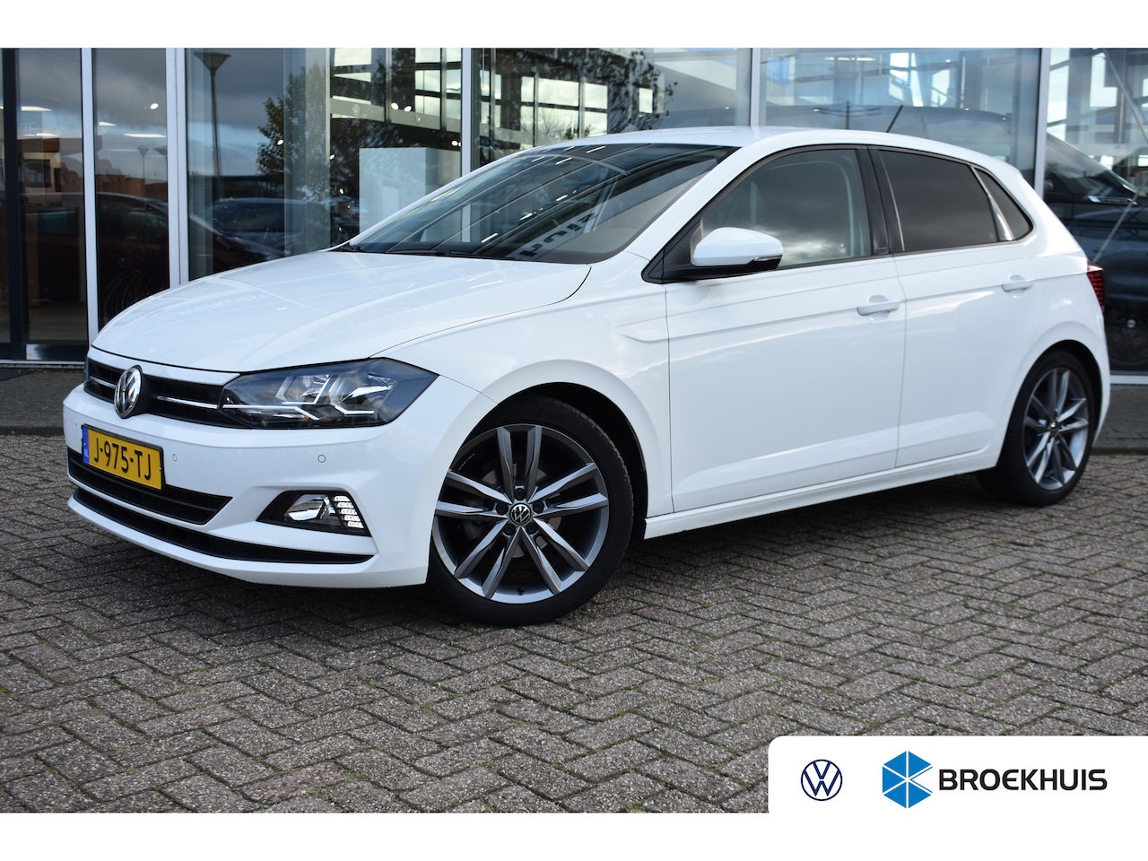 Volkswagen Polo - 1.0 TSI 95PK Comfortline ADAPT. CRUISE | APP. CONNECT | NAVIGATIE | AIRCO | LED - AutoWereld.nl