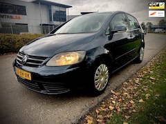 Volkswagen Golf Plus - 1.6 FSI Optive 3, AUTOMAAT, AIRCO, NAVIGATIE, CAMERA, BLUE-TOOTH