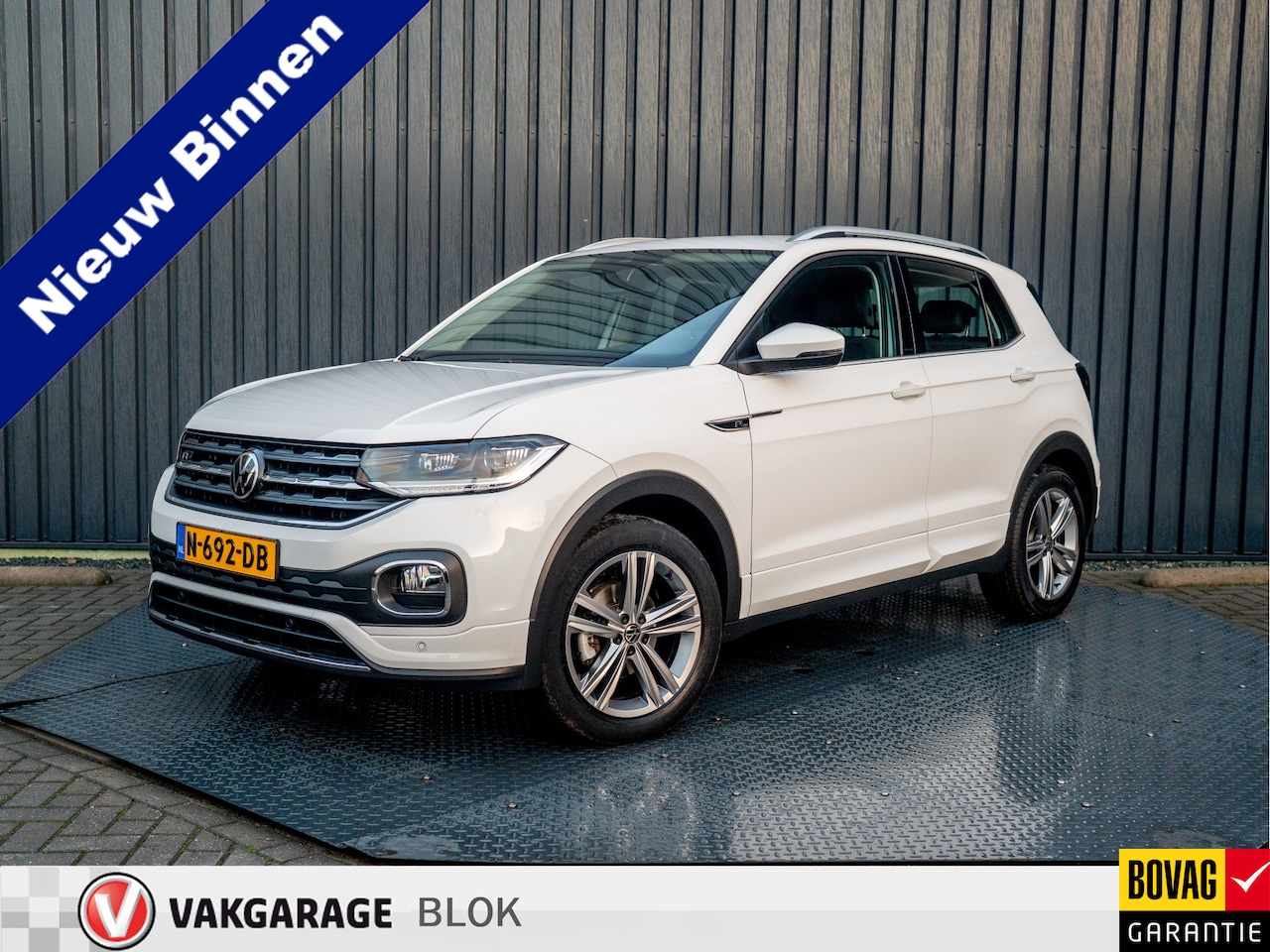 Volkswagen T-Cross - 1.0 TSI R-Line | LED | Stoel verw. | Climate control | Adapt. Cr. | Prijs Rijklaar!! - AutoWereld.nl