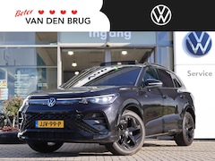 Volkswagen Tiguan - 1.5 eTSI 150 pk DSG R-Line Edition | Panoramadak | Head Up | Trekhaak | IQ Light | 360 Cam
