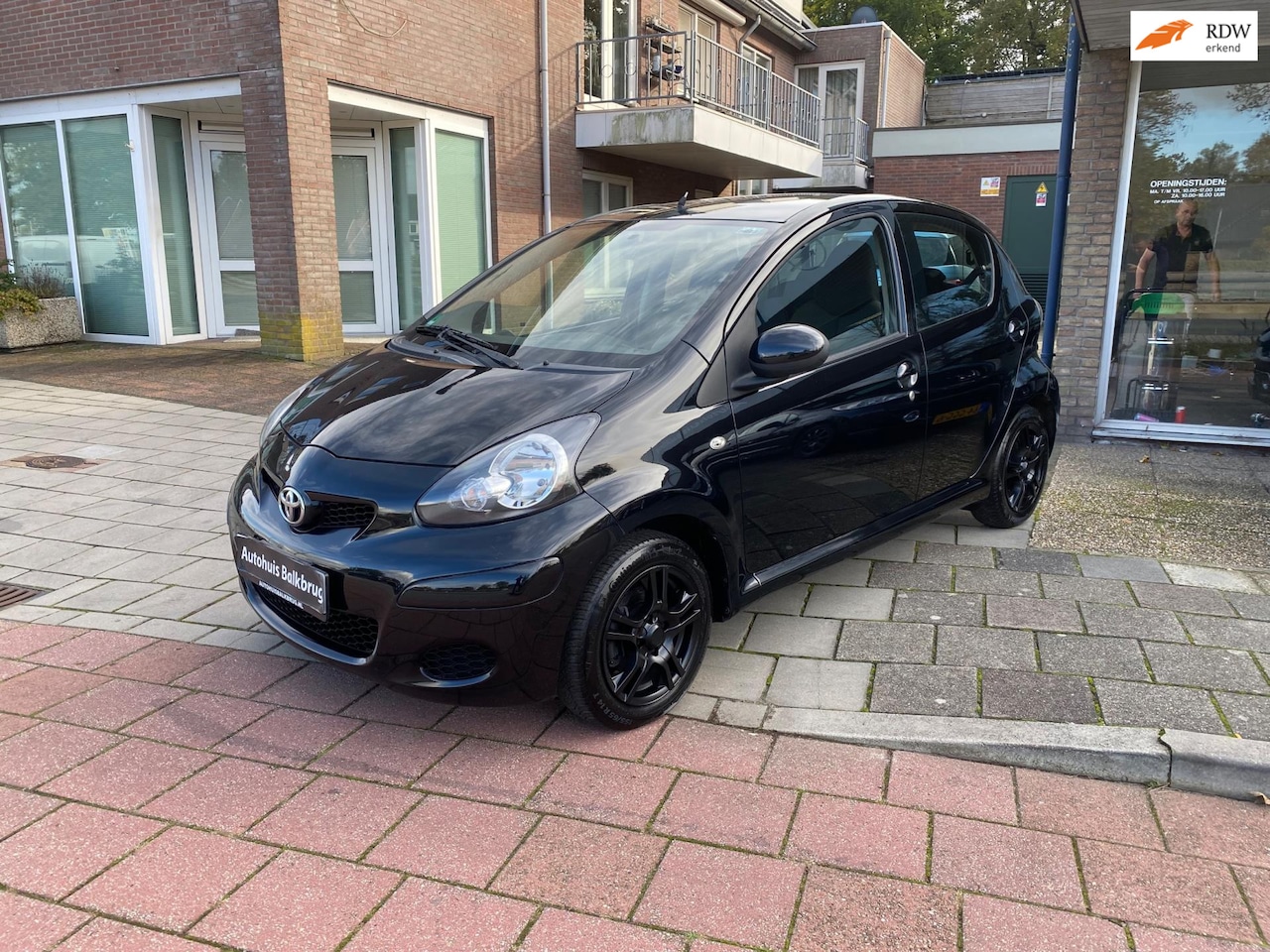 Toyota Aygo - 1.0-12V Comfort airco lm velgen el ramen 5 drs 84650 km - AutoWereld.nl
