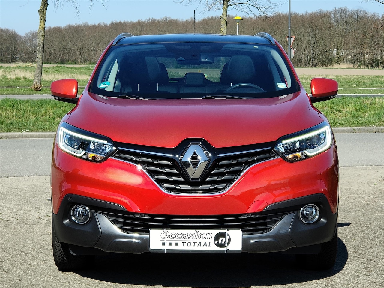 Renault Kadjar - 1.2 TCe 130 Intens | Panorama | Keyless | Camera | Parkeerhulp - AutoWereld.nl
