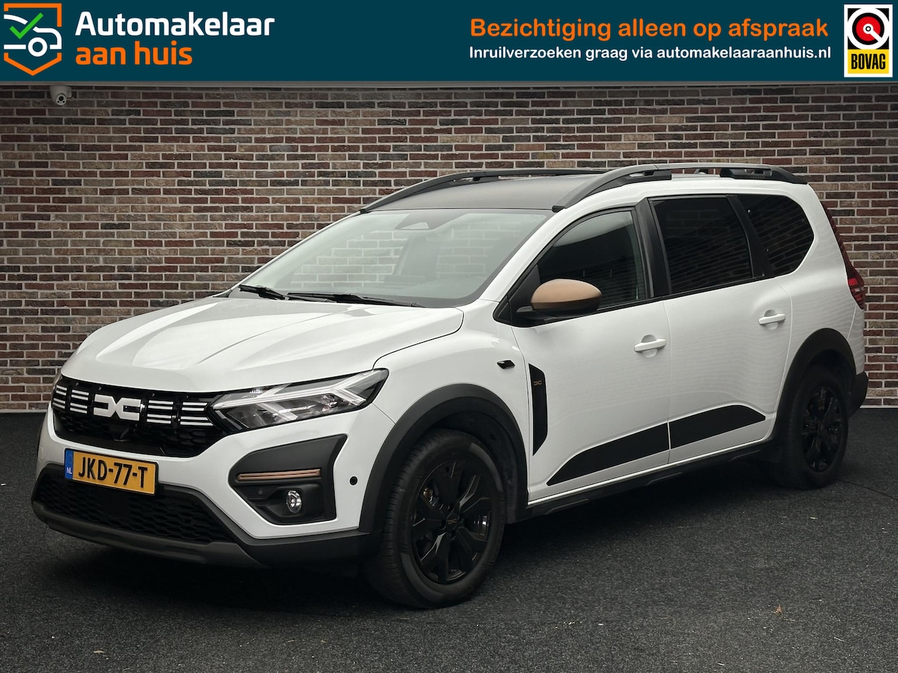 Dacia Jogger - 1.0 TCe 100 ECO-G Extreme 7p. Camera Stoelvrwm Navi Camera Sport - AutoWereld.nl