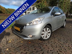 Peugeot 208 - 1.2 VTi Blue Lease Airco Cruisecontrol Navigatie 5 Drs Achteruitrijcamera Pdc