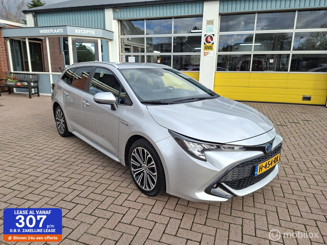 Toyota Corolla Touring Sports - 1.8 Hybrid Business 1.8 Hybrid Business - AutoWereld.nl