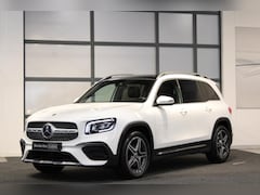 Mercedes-Benz GLB - 200 Panorama dak | Trekhaak