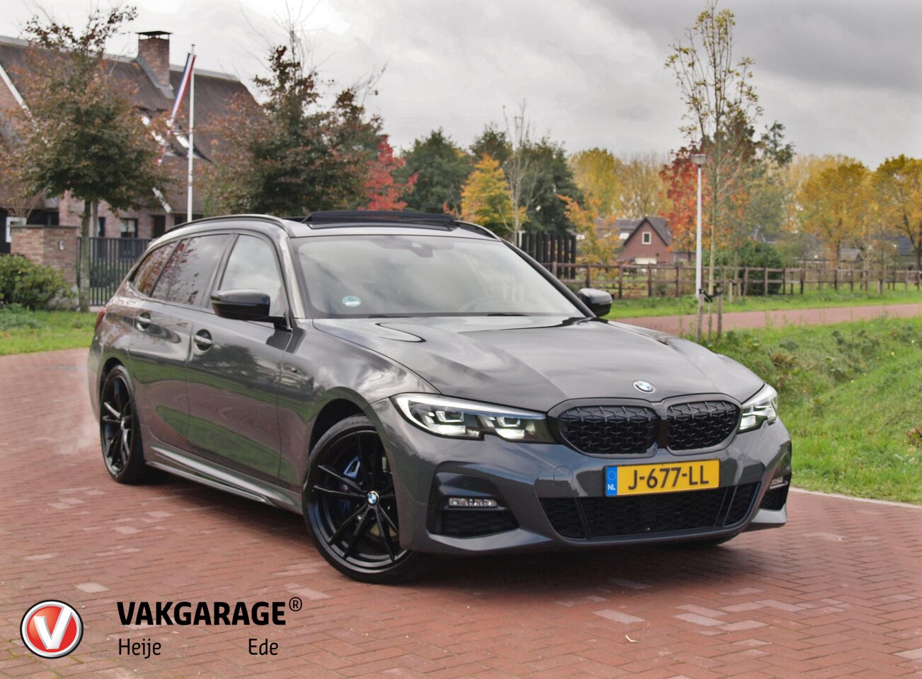 BMW 3-serie Touring - 318i Executive Edition | M-Pakket | Panoramadak | NL-Auto - AutoWereld.nl