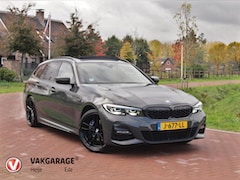 BMW 3-serie Touring - 318i Executive Edition | M-Pakket | Panoramadak | Sfeerverlichting | Apple Carplay | NL-Au