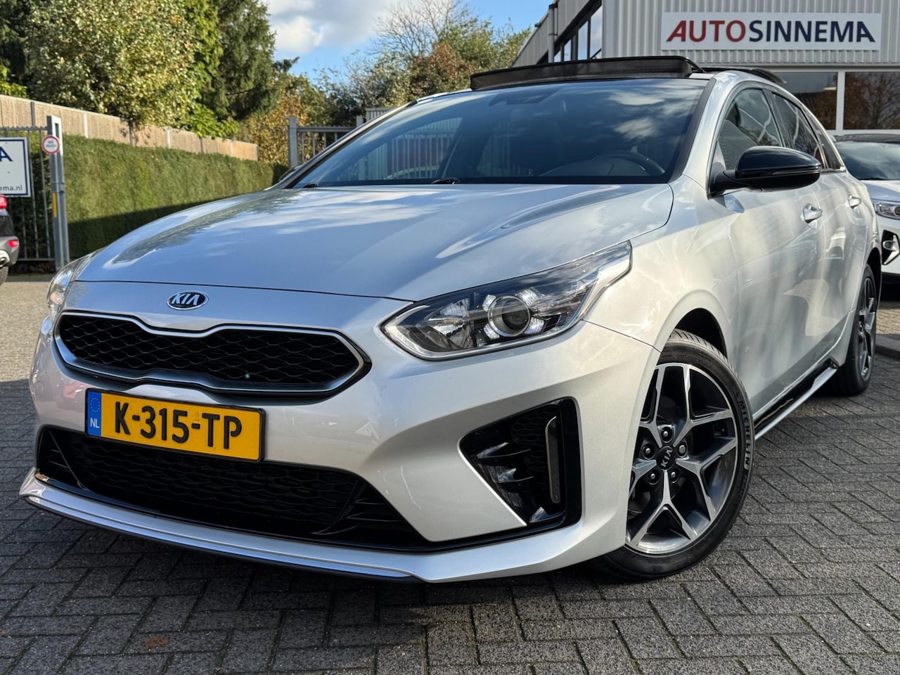 Kia Pro cee'd - 1.5 T-GDi MHEV GT-Line Edition Panoramadak - AutoWereld.nl