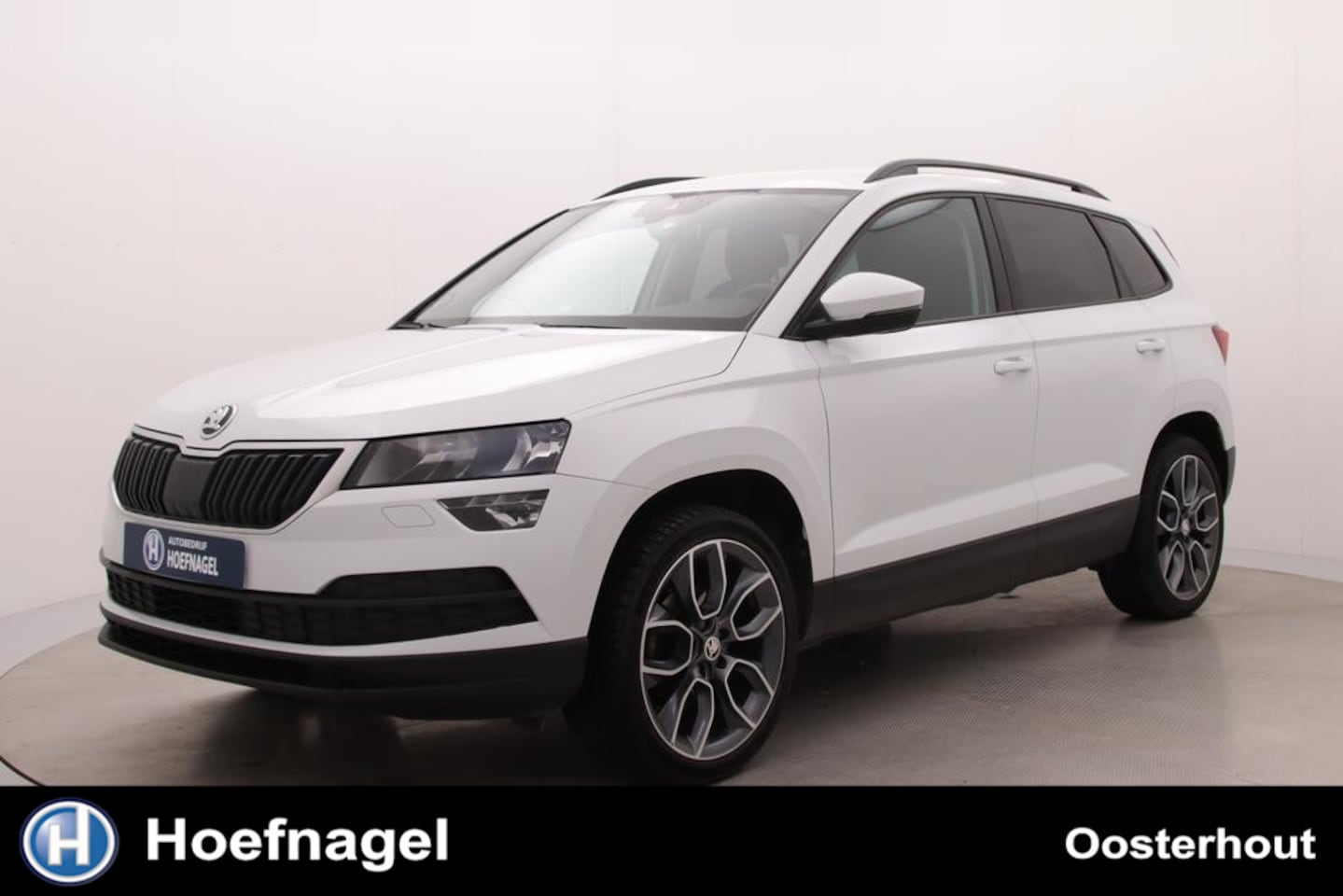 Skoda Karoq - 1.0 TSI Ambition | Camera | Apple CarPlay | Cruie Control | Trekhaak - AutoWereld.nl