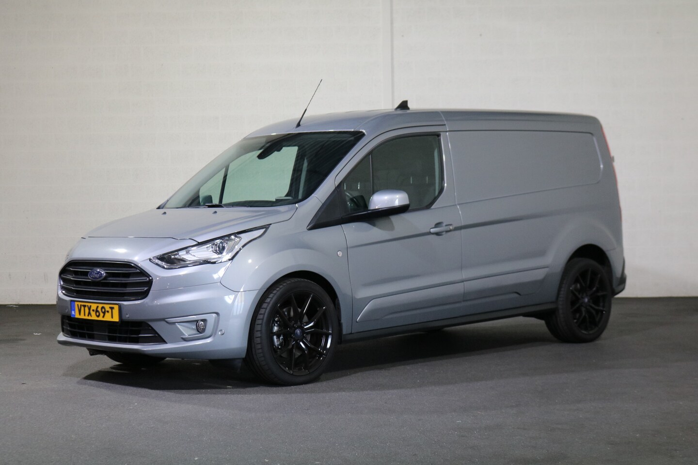 Ford Transit Connect - 1.5 EcoBlue L2 Limited Automaat Airco Navigatie - AutoWereld.nl