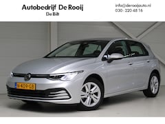 Volkswagen Golf - 1.0 eTSI Life Navigatie | Climate Control | Parkeersensoren voor en achter |
