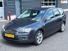 Ford Focus Wagon - 1.6-16V Futura , Airco , Cruise control , Navi