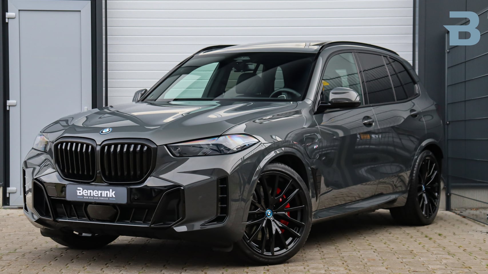 BMW X5 - xDrive50e M-Sport Pro | Massage | Harman/Kardon | Panoramadak | Soft-Close | Trekhaak | St - AutoWereld.nl