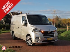 Renault Master - T28 2.3 dCi 135 L1H1 | Camera | Trekhaak | 136PK | Nieuwstaat |