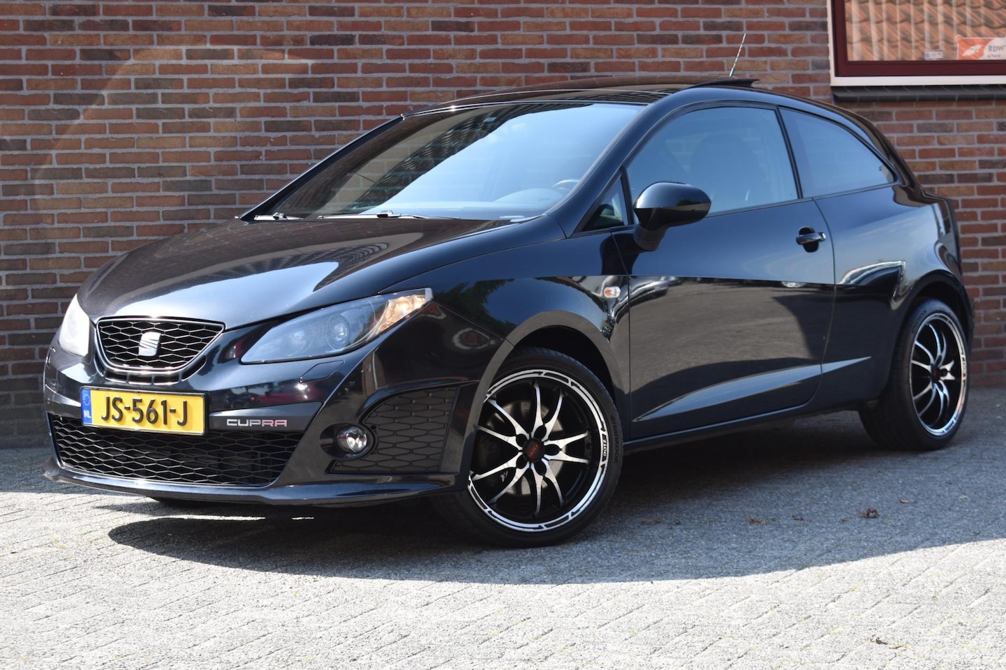 SEAT Ibiza SC - 1.4 TSI Cupra Bocanegra '11 Pano Clima Cruise Inruil mogelijk - AutoWereld.nl