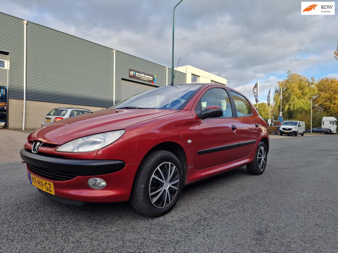 Peugeot 206 - 1.4 Gentry AUTOMAAT AIRCO TREKHAAK 5 DEUR - AutoWereld.nl
