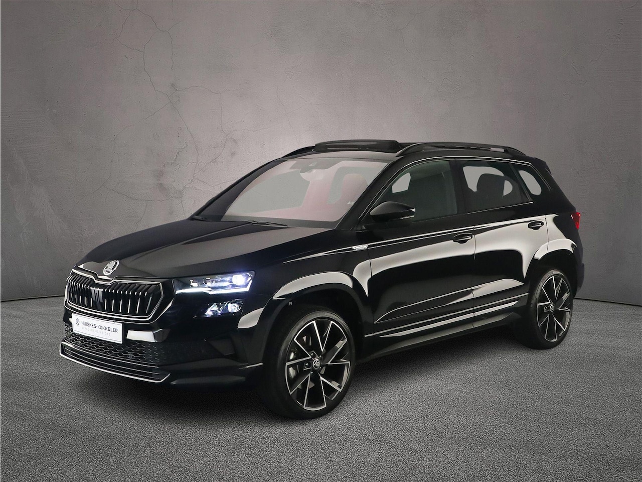 Skoda Karoq - Sportline Business 1.5 TSI 150pk DSG Automaat Trekhaak, Panoramadak, Adaptive cruise contr - AutoWereld.nl