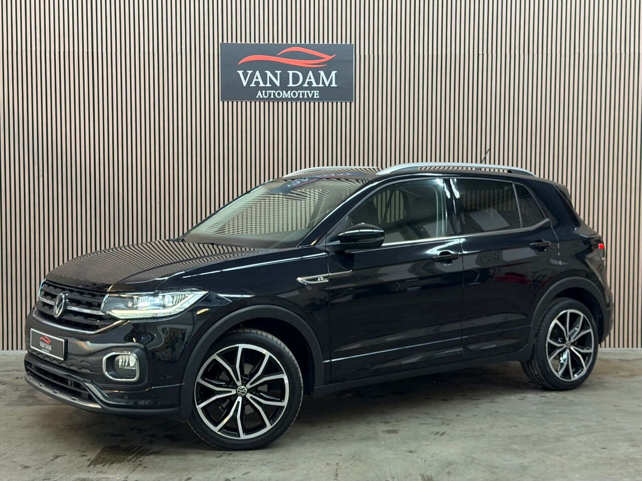 Volkswagen T-Cross - 1.0 TSI R-Line 2021 DSG VIRTUAL CAMERA CRUISE - AutoWereld.nl