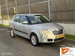 Skoda Fabia - 1.4-16V Ambiente NAP/AIRCO/NWE APK/2 SLEUTELS