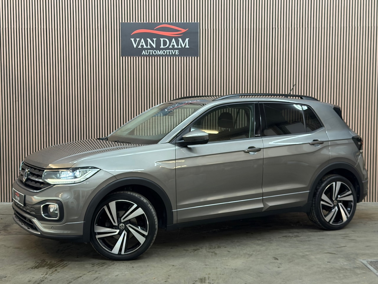 Volkswagen T-Cross - 1.5 TSI R-Line 2021 DSG VIRTUAL NAVI ACC CLIMA - AutoWereld.nl