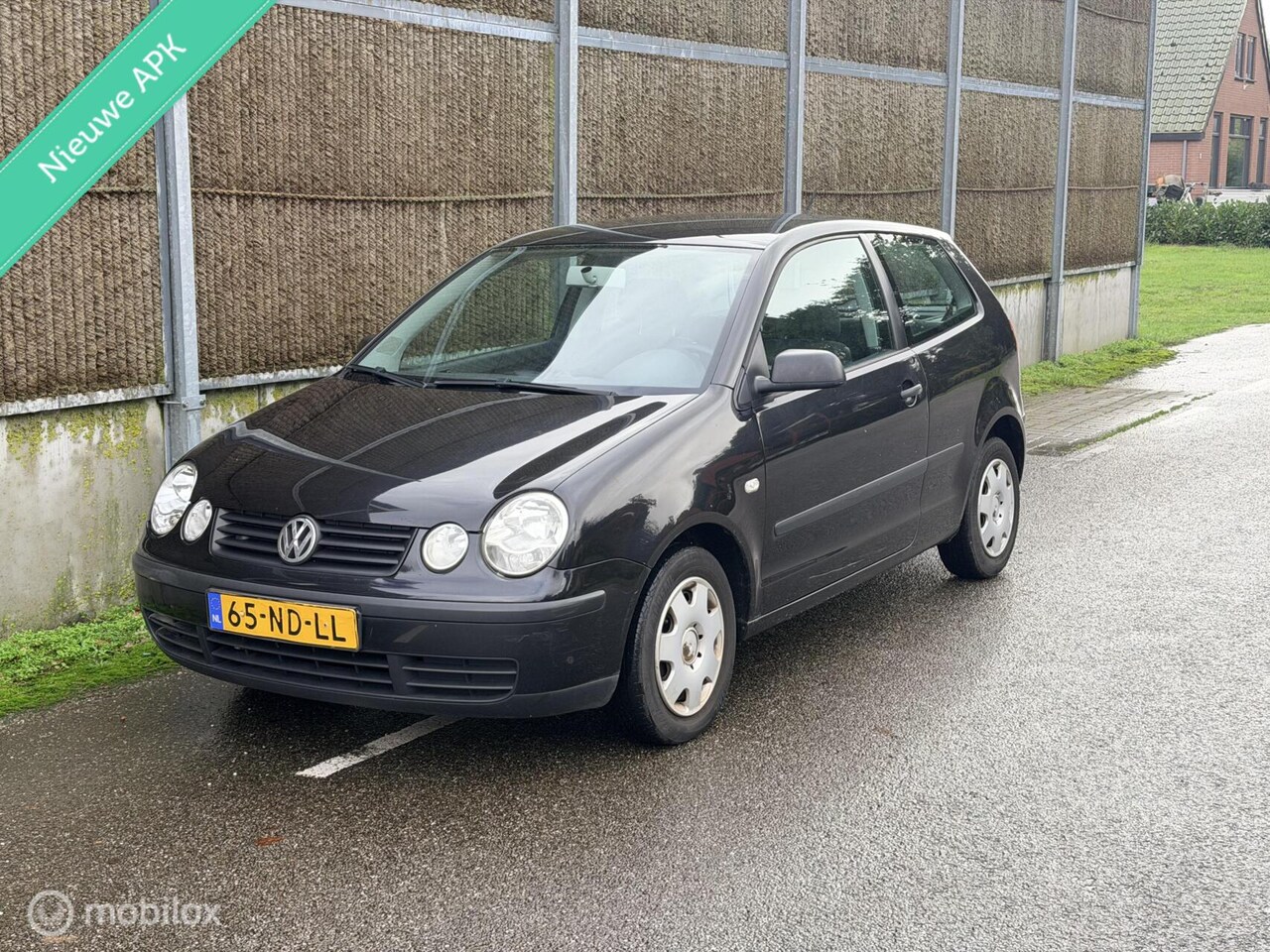 Volkswagen Polo - 1.4-16V airco/cruise/nieuweapk - AutoWereld.nl