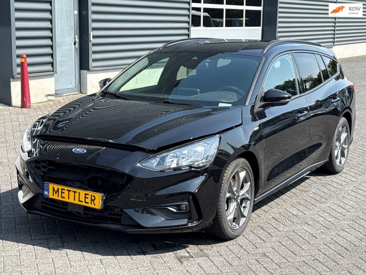 Ford Focus Wagon - 1.0 EcoBoost Hybrid ST Line Business 1.0 EcoBoost Hybrid ST Line Business - AutoWereld.nl