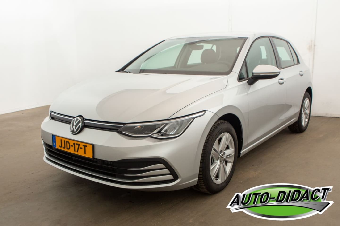 Volkswagen Golf - 1.0 TSI 3129 km Clima Navi Camera Life Business - AutoWereld.nl