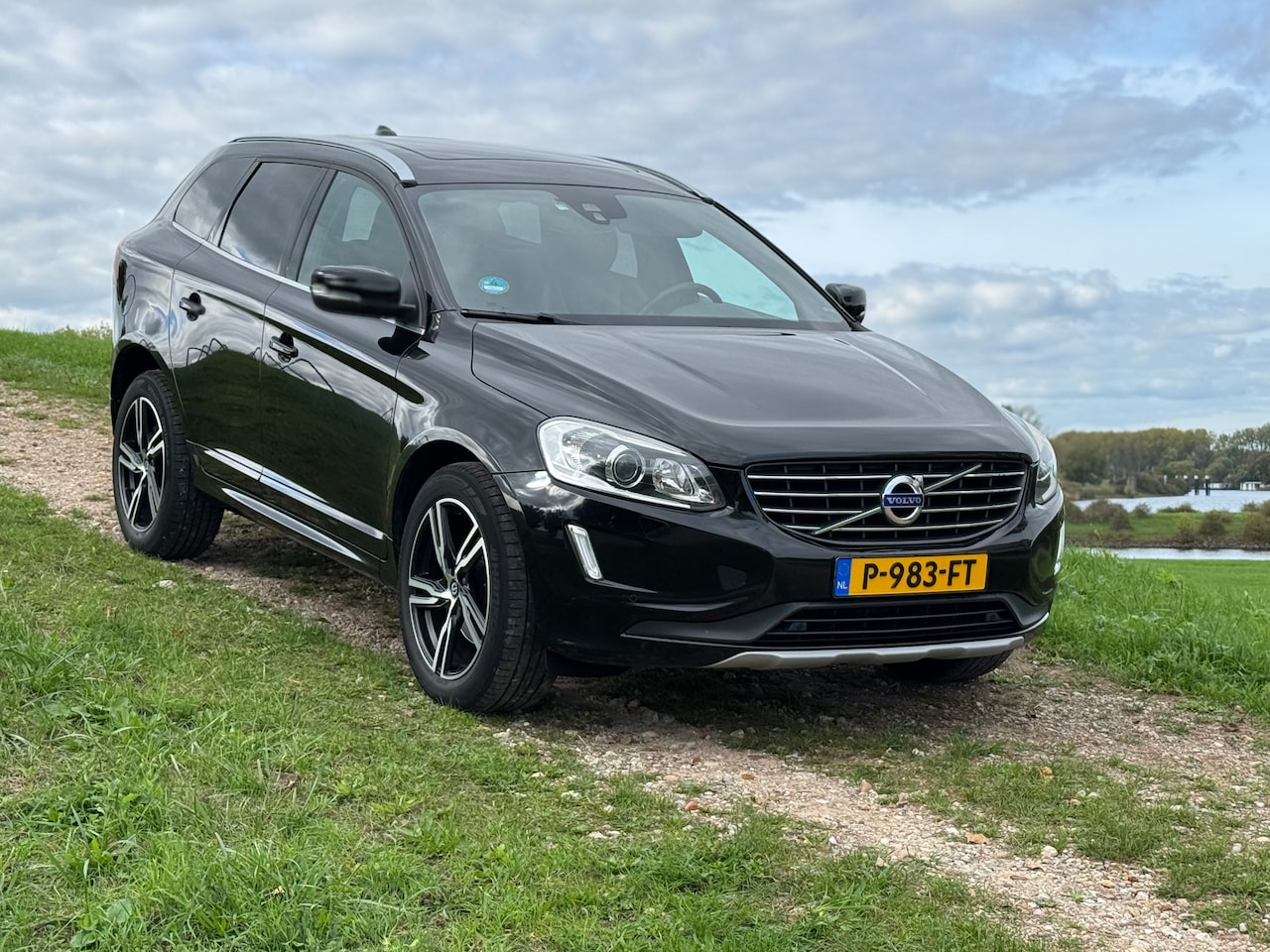 Volvo XC60 - 2.0 D3 FWD Polar+ - AutoWereld.nl