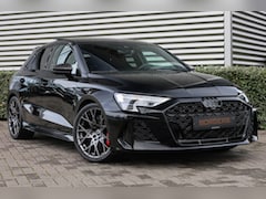 Audi RS3 - Sportback Keramisch l Carbon l Pano l Massage