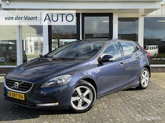 Volvo V40 - 1.6 D2 Momentum / Navi / Cruise / Trekhaak